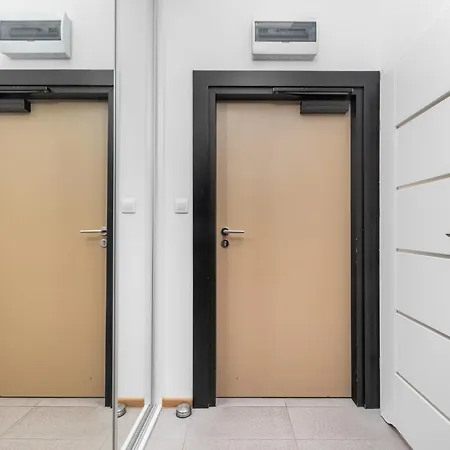 Aleje Jerozolimskie 216 By Homeprime *